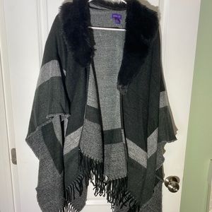 Madden Girl Black and Grey Shawl